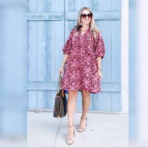 Universal Threads Floral Shift Dress with Pockets/ Size Medium